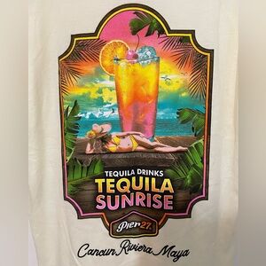 Pier 27 original Beachwear Cancun hotel resort sunrise tequila T shirt medium